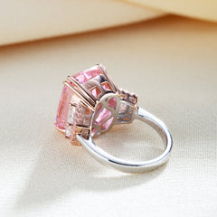 11 Carat Pink Heart Light Luxury All-In-One Ring