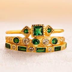 Exquisite Minimalist Emerald Ring Set