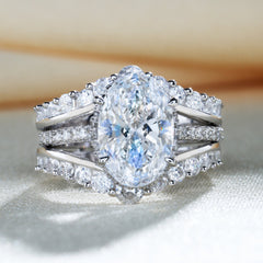 Exclusive Oval Cut Wedding Ring Set