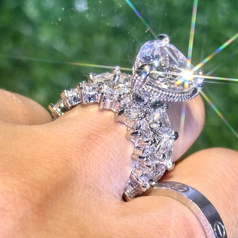 Two-Piece New Heart Ring Set