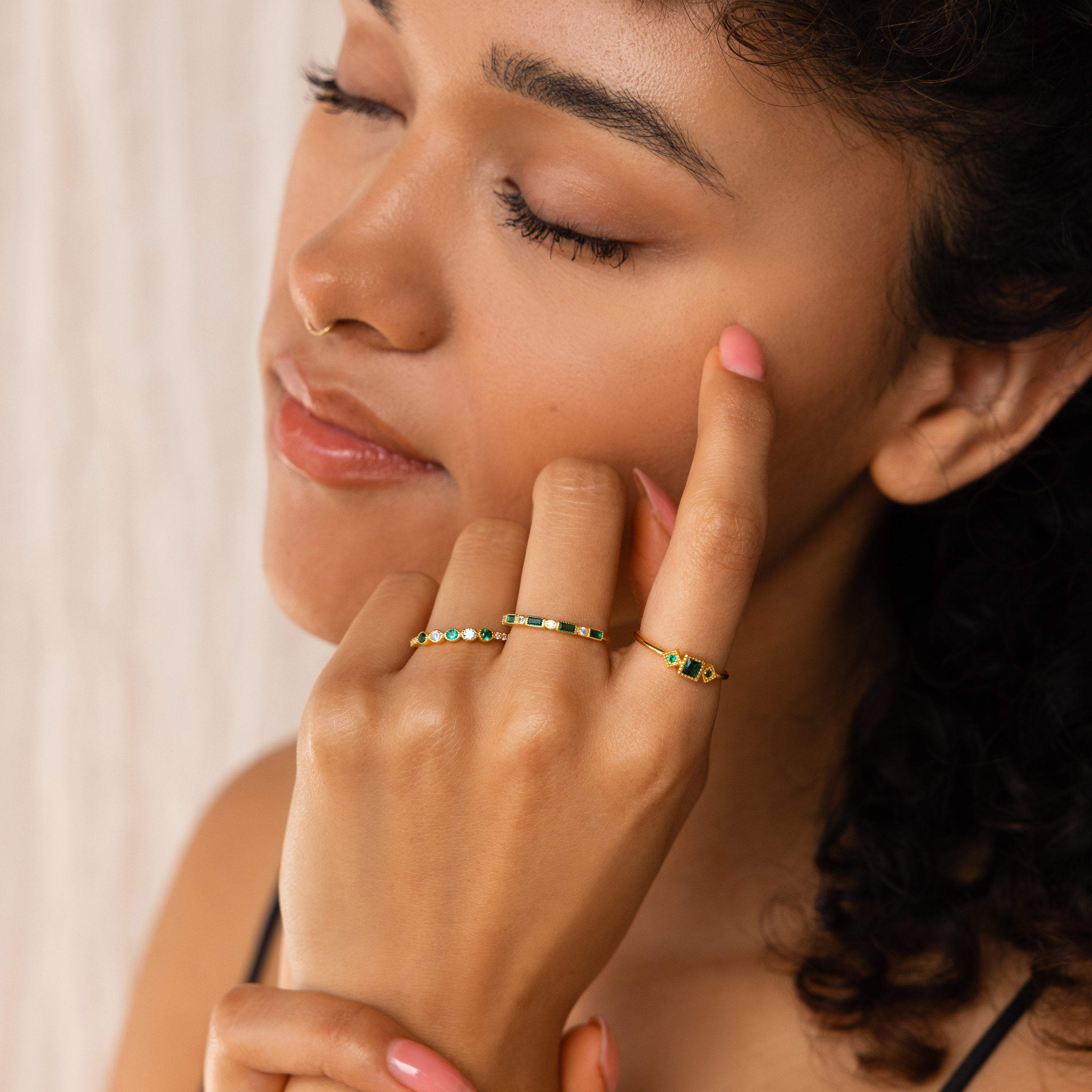 Exquisite Minimalist Emerald Ring Set